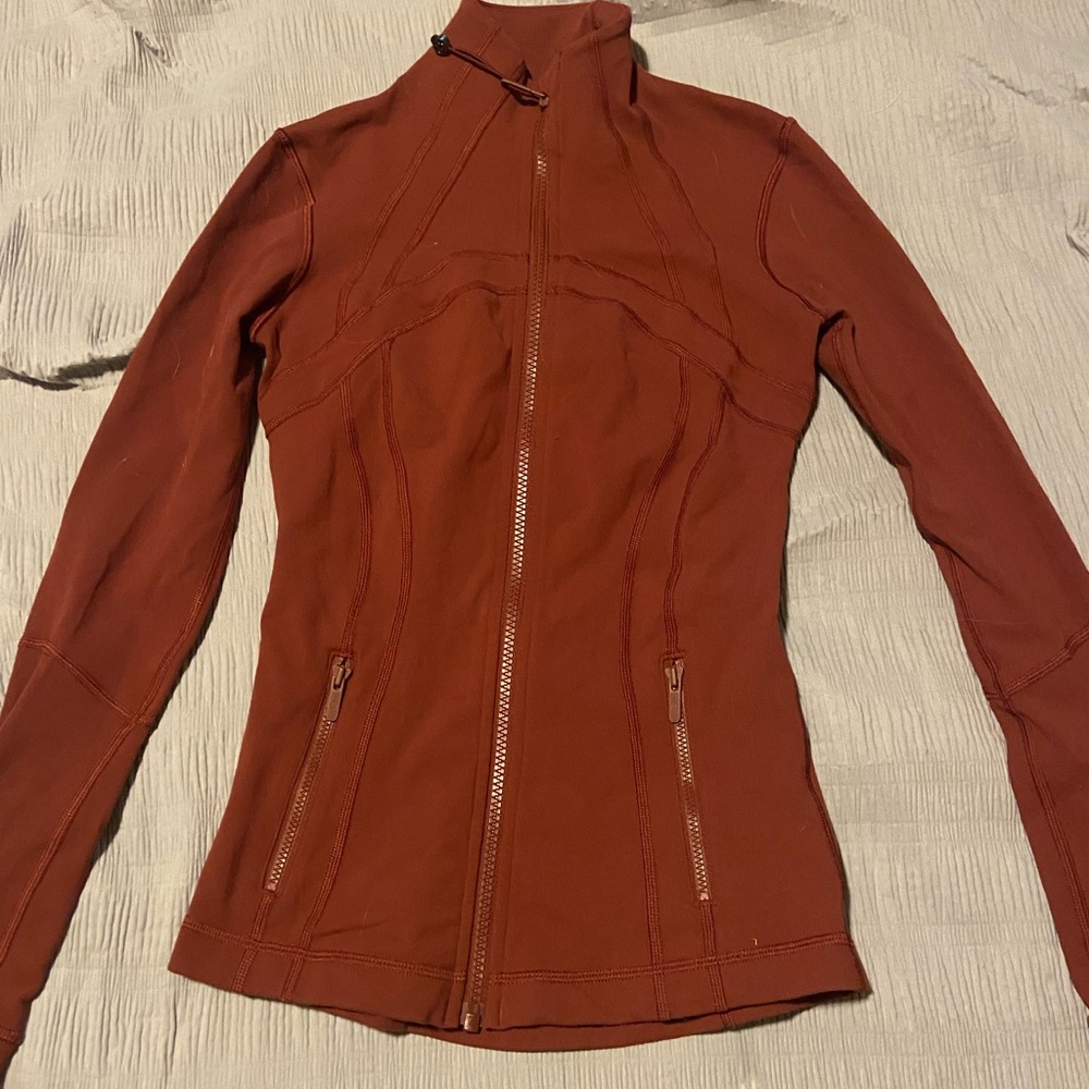 Lululemon women’s align jacket size 2, color maroon